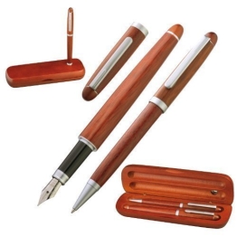 Holz-Schreibset bestehend aus Kugelschreiber und Füllfederhalter