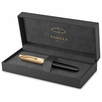 Parker 51 Deluxe Füller | Luxuriöser Schwarzer Schaft mit Goldzierteilen | Füllfederhalter Mittlere Spitze in 18k Gold mit Schwarzer Tintenpatrone | Geschenkbox - 1